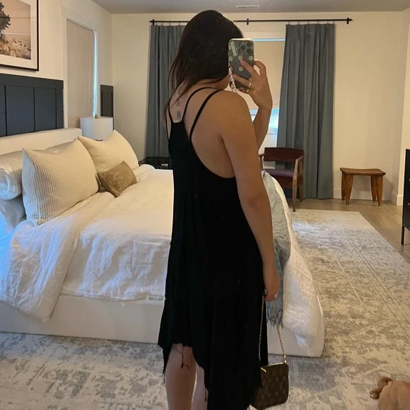 Dress - Picture 2 of 4